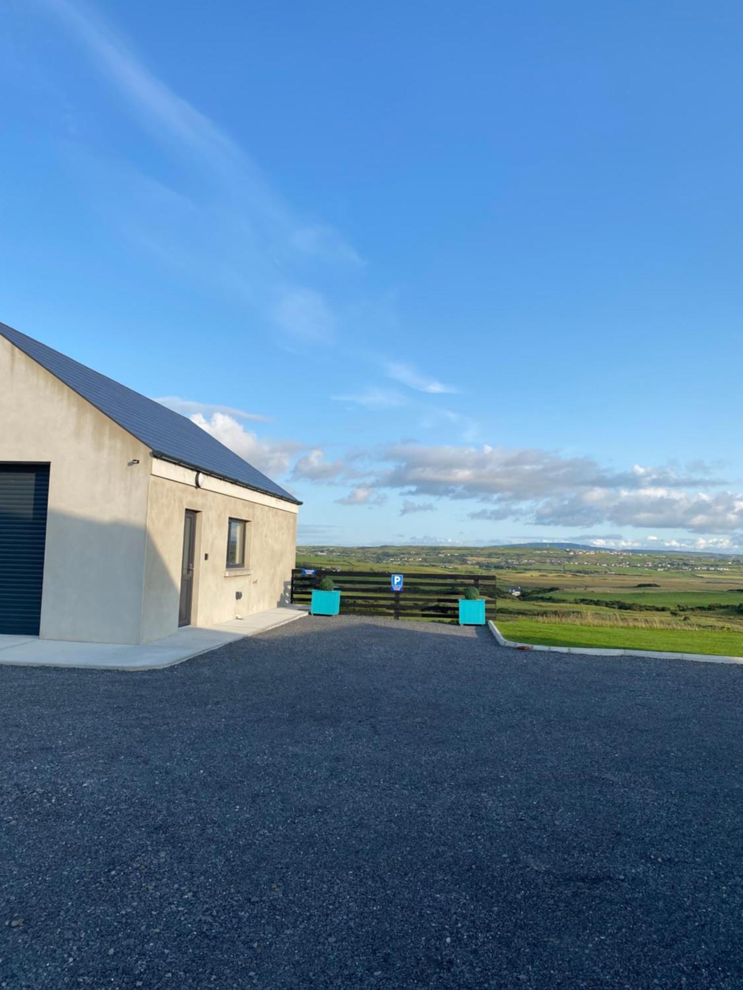 Hill Top View Apartment Lahinch Εξωτερικό φωτογραφία